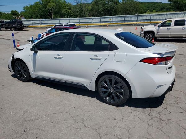 2025 TOYOTA COROLLA SE