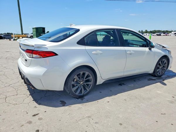 2025 TOYOTA COROLLA SE