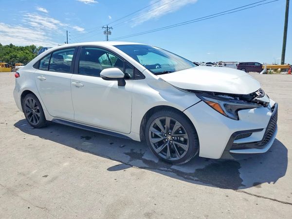 2025 TOYOTA COROLLA SE