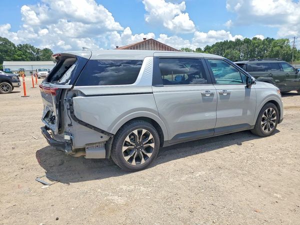 2024 KIA CARNIVAL EX