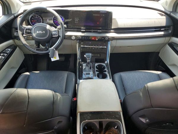 2024 KIA CARNIVAL EX