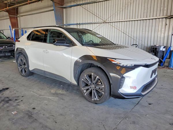 2023 TOYOTA BZ4X