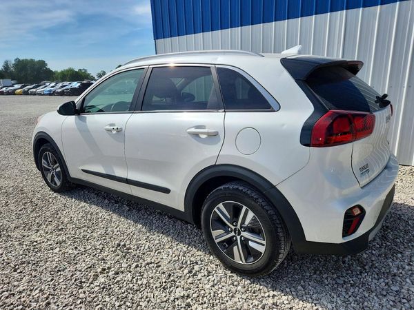 2022 KIA NIRO