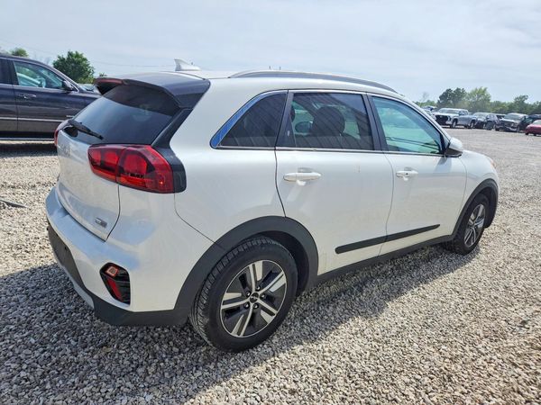 2022 KIA NIRO