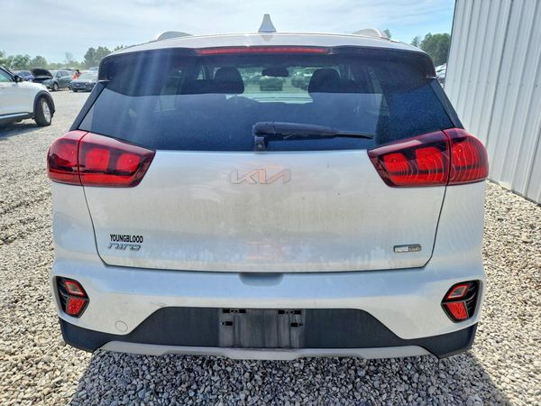 2022 KIA NIRO