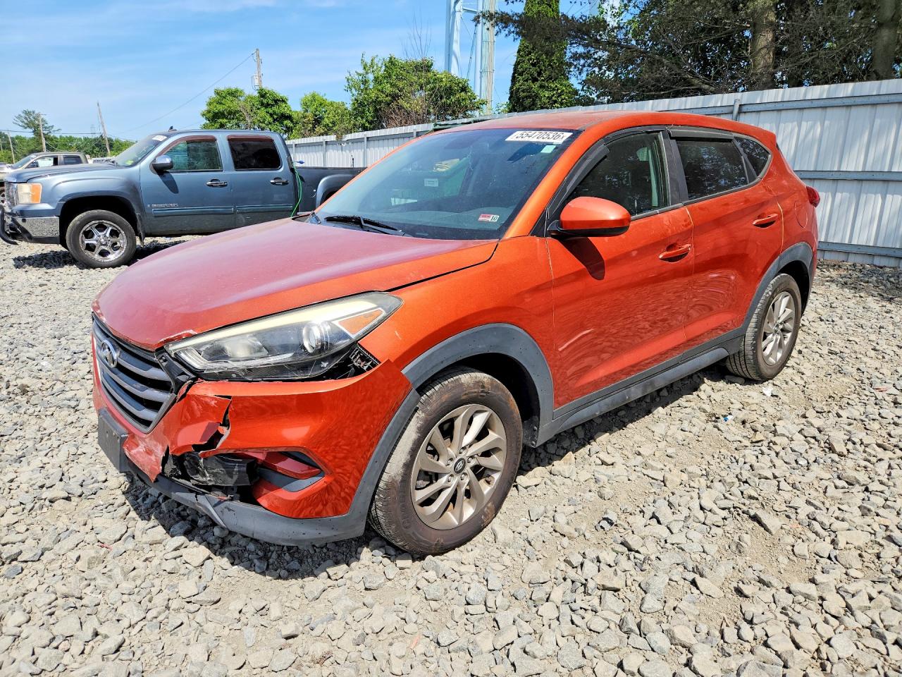 2017 HYUNDAI TUCSON SE (no options)
