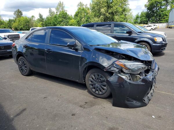 2017 TOYOTA COROLLA