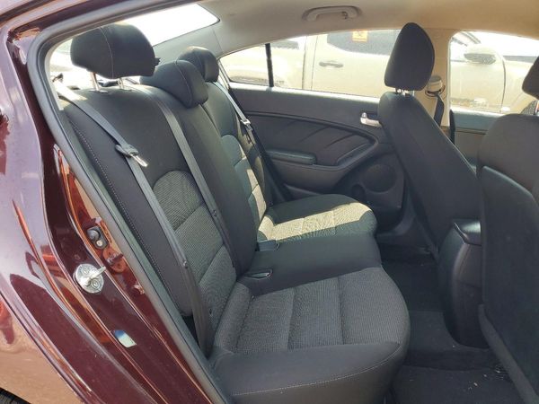 2018 KIA FORTE LX Base