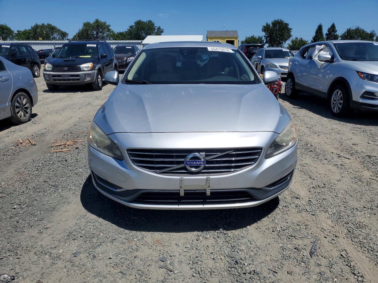 2015 VOLVO S60 Premier (non R design)