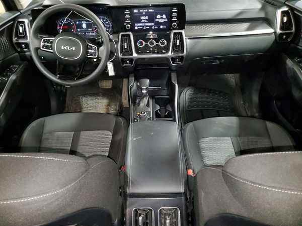 2022 KIA SORENTO LX