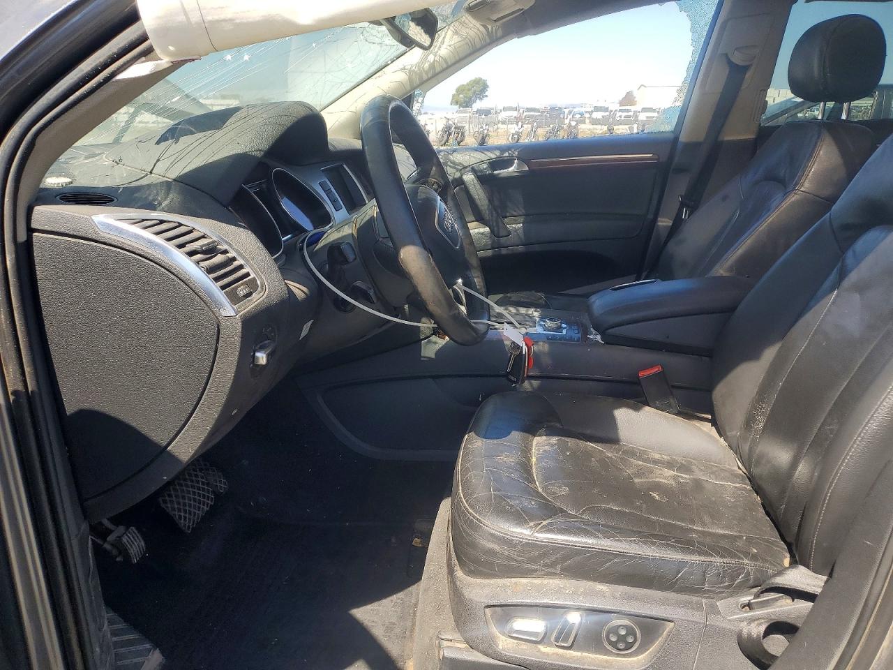2012 AUDI Q7 Premium Plus