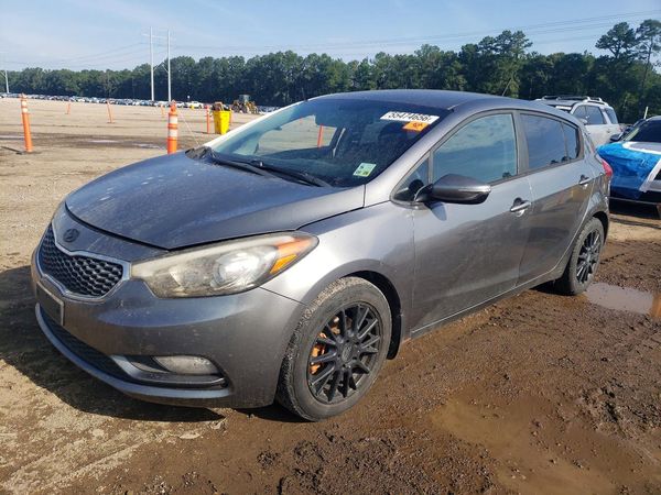2016 KIA FORTE GL (Middle-Low Grade)