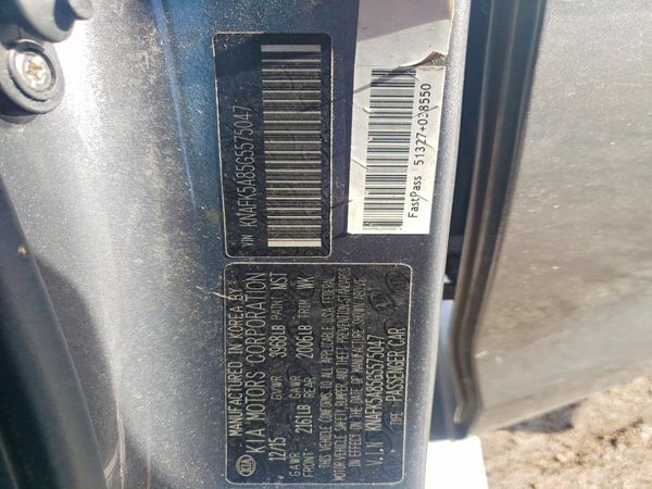 2016 KIA FORTE GL (Middle-Low Grade)