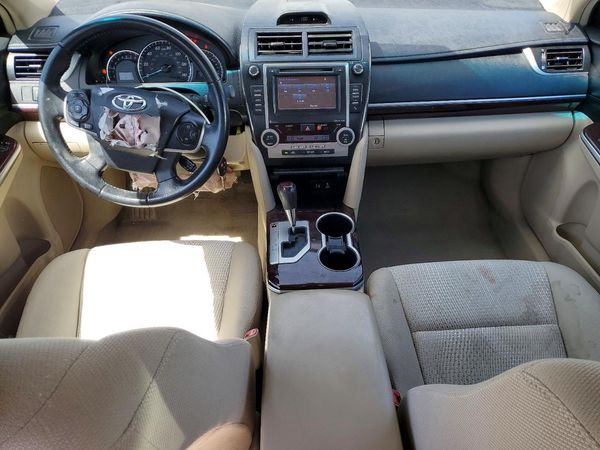 2014 TOYOTA CAMRY