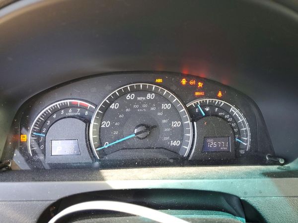 2014 TOYOTA CAMRY