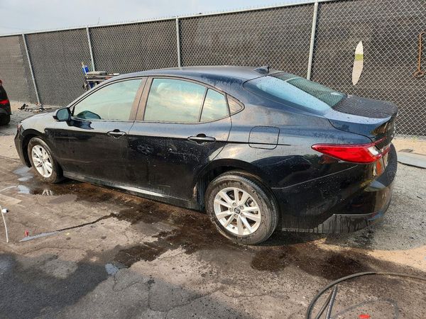 2025 TOYOTA CAMRY