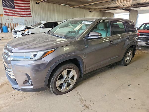 2017 TOYOTA HIGHLANDER