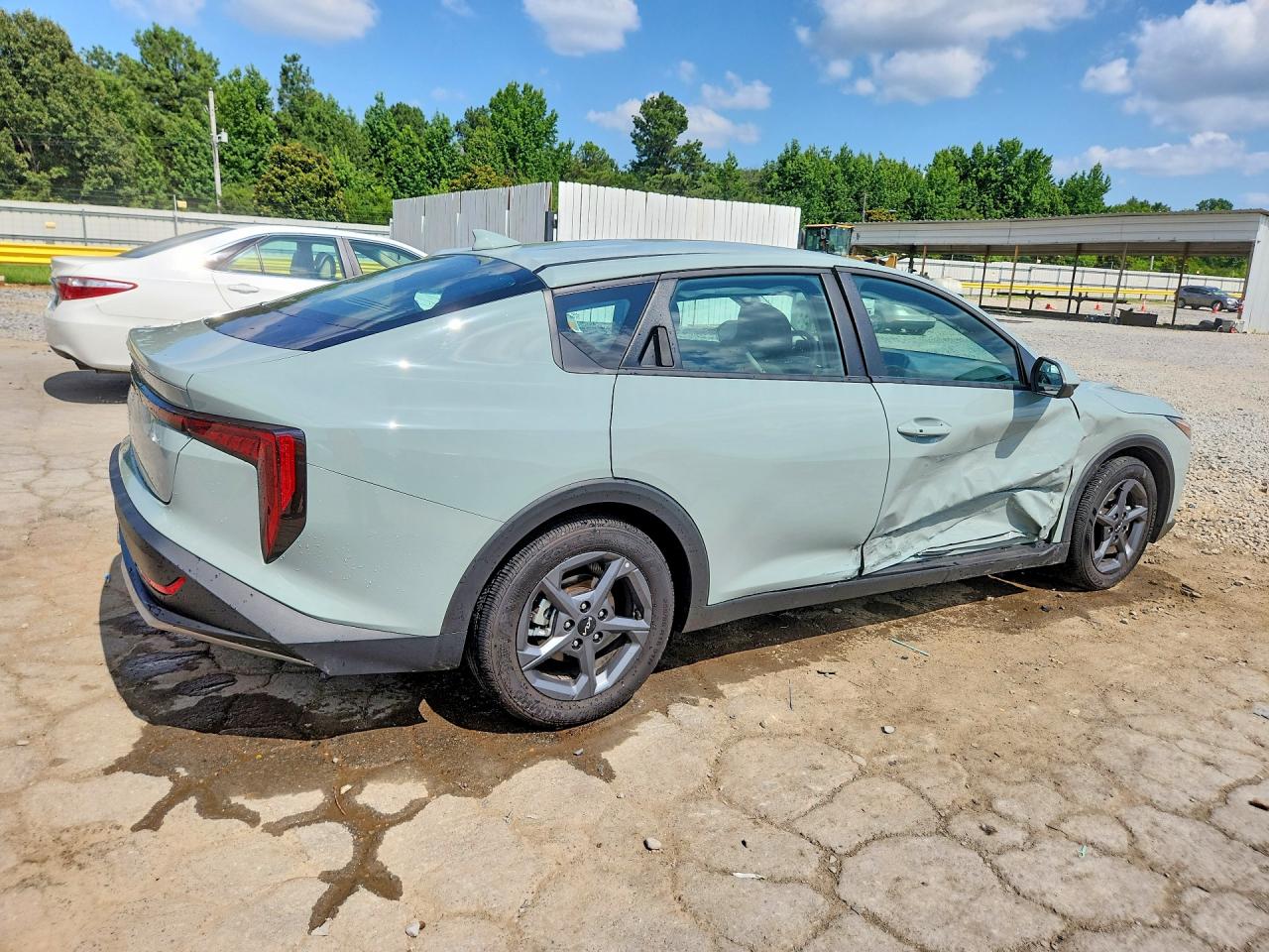 2025 KIA K4 LX, LXS