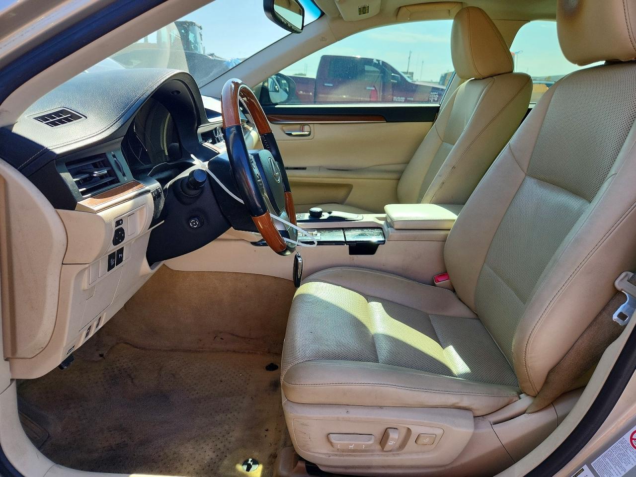 2014 LEXUS ES 300h