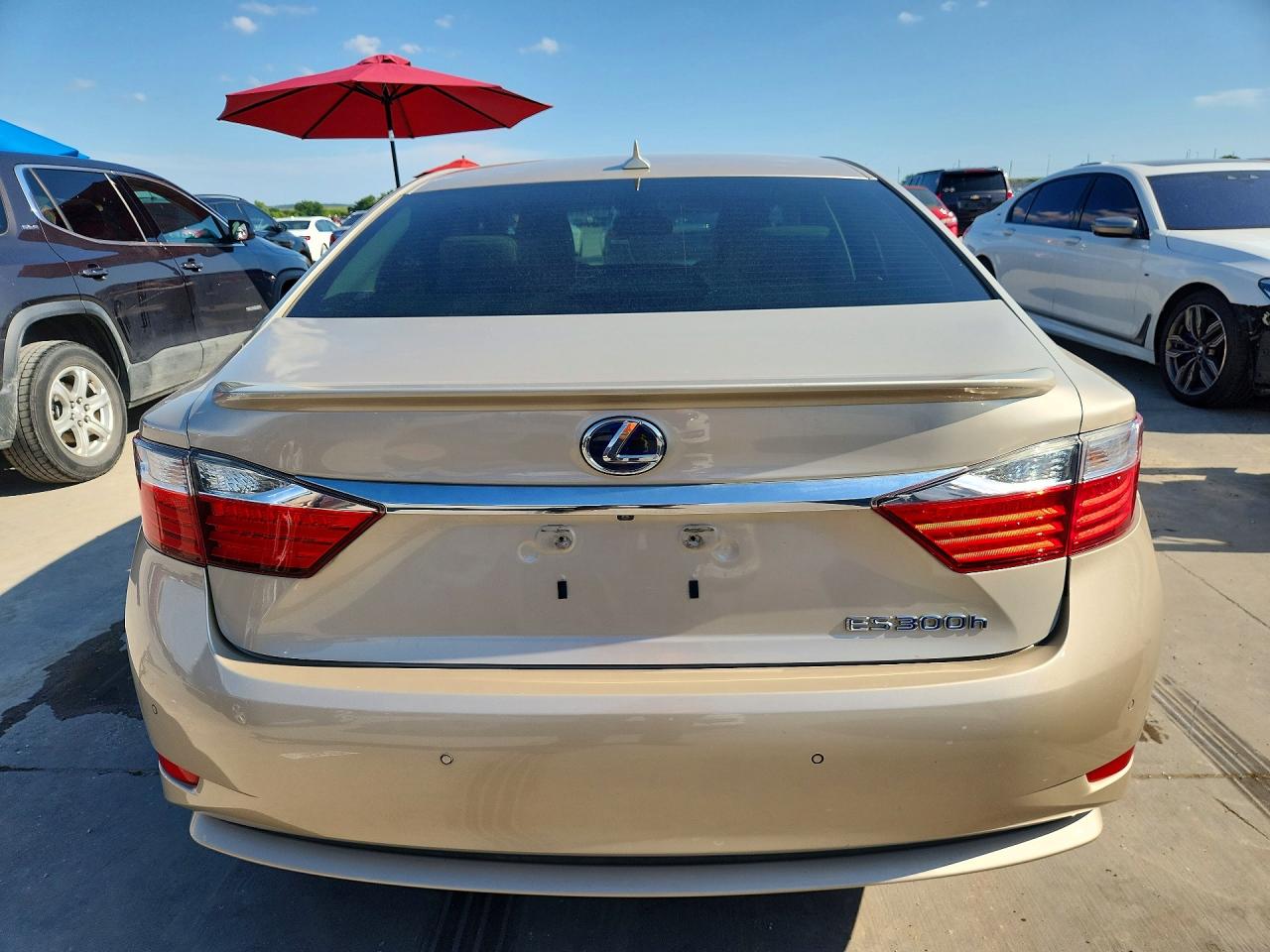 2014 LEXUS ES 300h