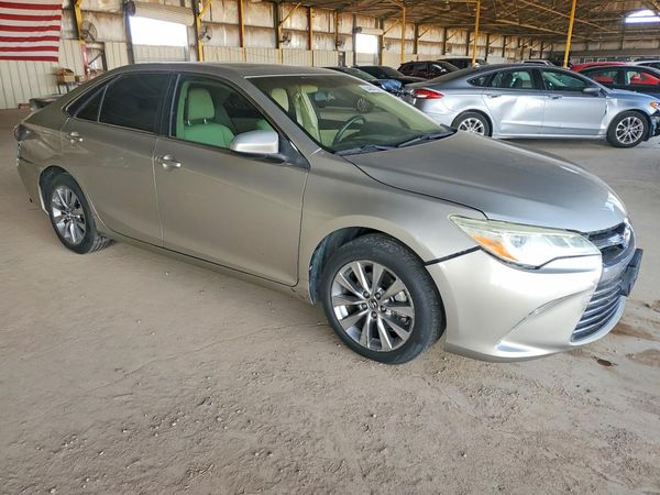 2015 TOYOTA CAMRY