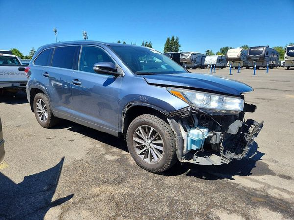 2018 TOYOTA HIGHLANDER