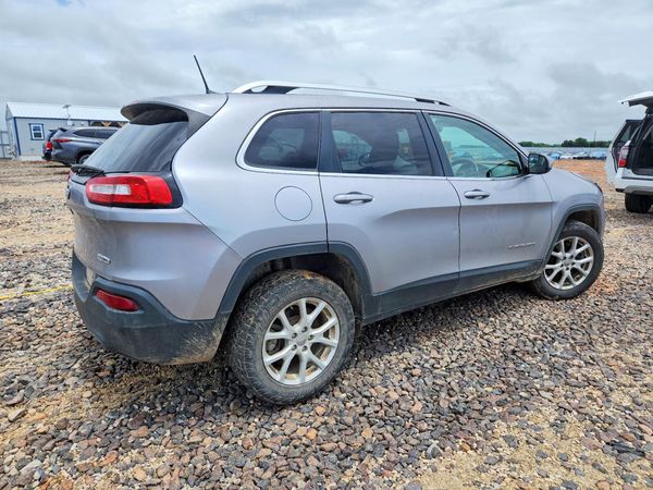 2017 JEEP CHEROKEE LATITUDE 4X4