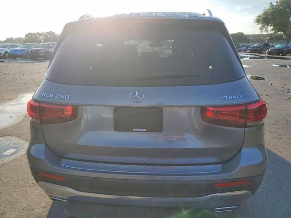 2020 MERCEDES-BENZ GLB GLB250-4M