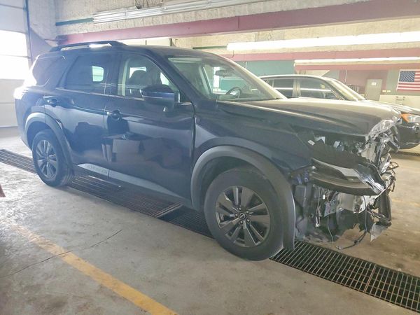 2022 NISSAN PATHFINDER SV