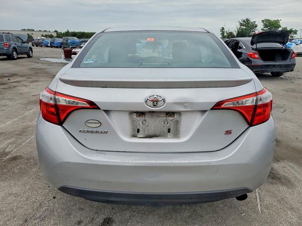 2015 TOYOTA COROLLA