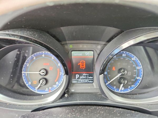 2015 TOYOTA COROLLA