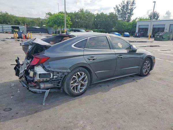 2021 HYUNDAI SONATA