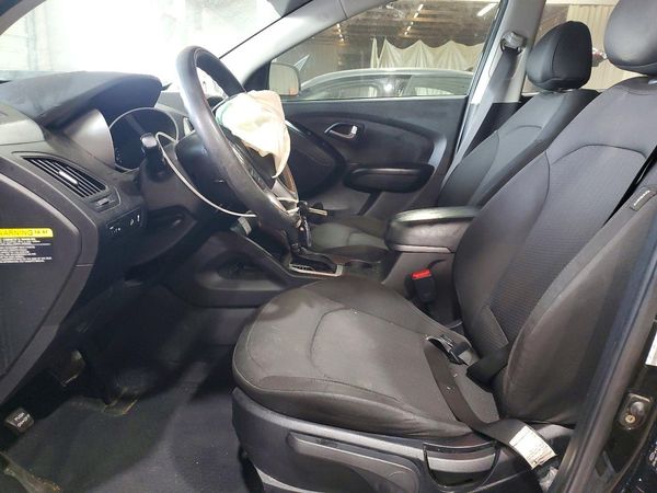 2015 HYUNDAI TUCSON GL (Middle-Low)