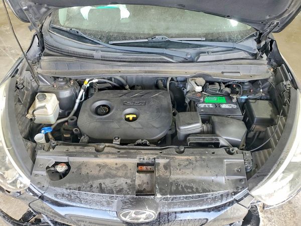 2015 HYUNDAI TUCSON GL (Middle-Low)
