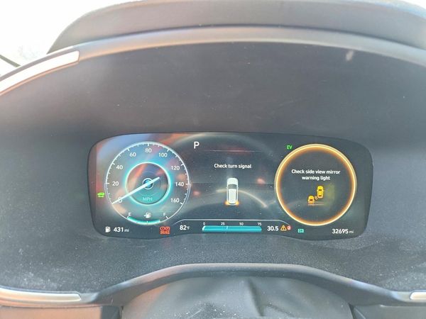 2023 HYUNDAI SANTA FE SEL Premium