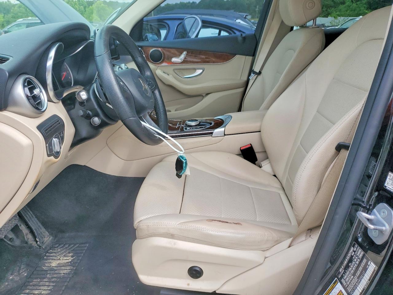 2017 MERCEDES-BENZ GLC GLC300