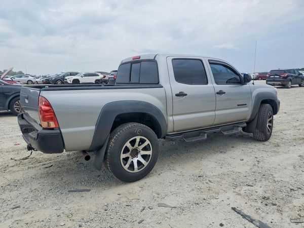 2015 TOYOTA TACOMA Delux Grade