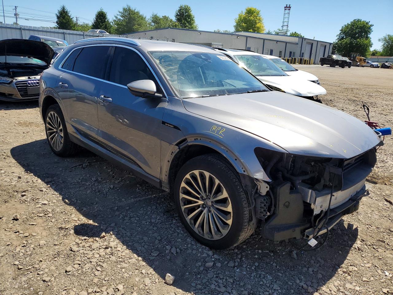 2019 AUDI E-TRON e-tron quattro Prestige