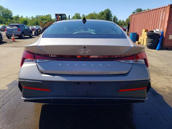 2025 HYUNDAI ELANTRA