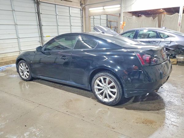 2015 INFINITI Q60 COUPE