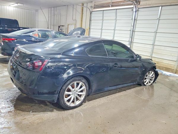 2015 INFINITI Q60 COUPE