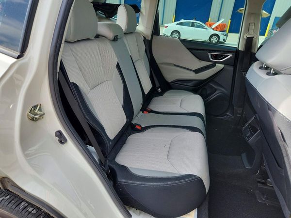 2022 SUBARU FORESTER Base Plus