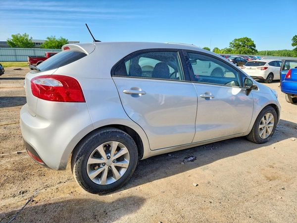 2015 KIA RIO 5-DOOR