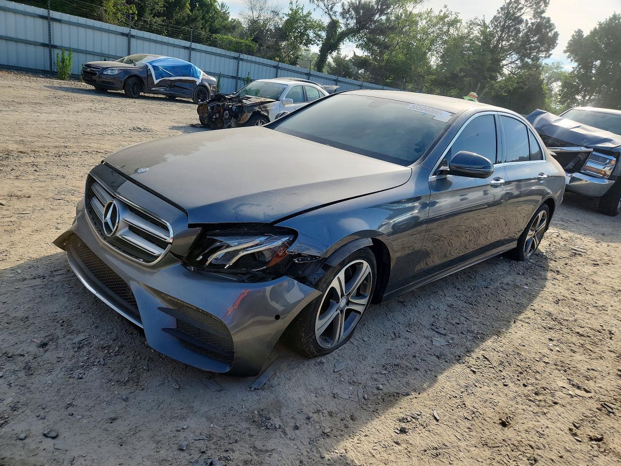 2017 MERCEDES-BENZ E E300-4M