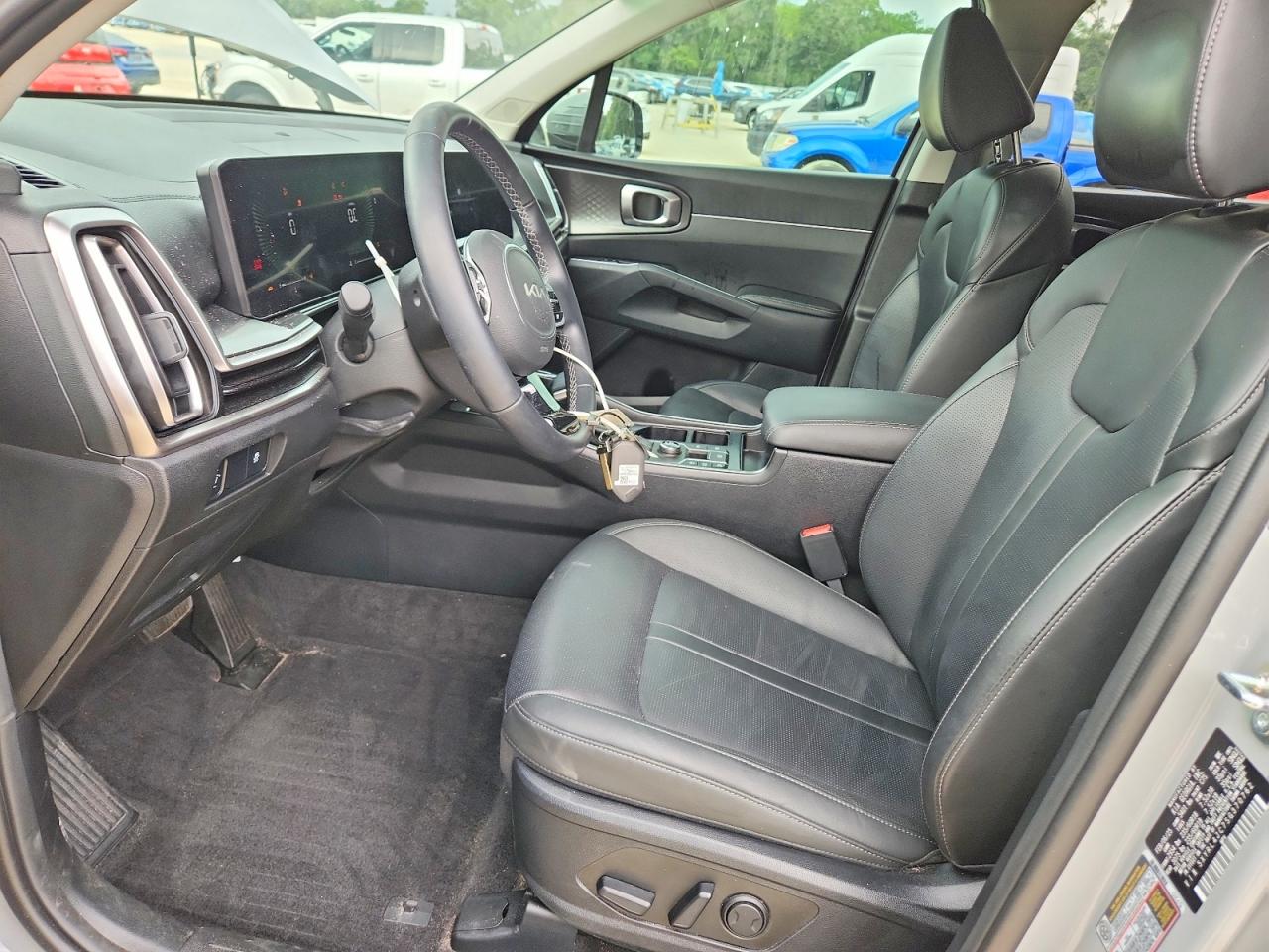 2025 KIA SORENTO S