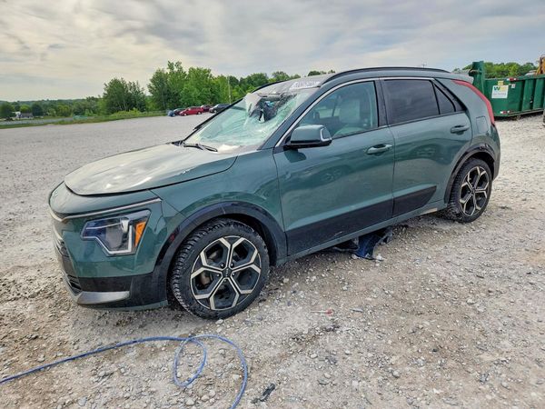 2023 KIA NIRO EX