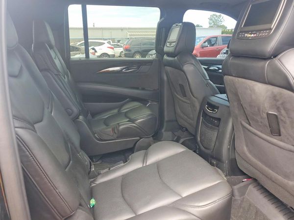 2019 CADILLAC ESCALADE ESV Platinum