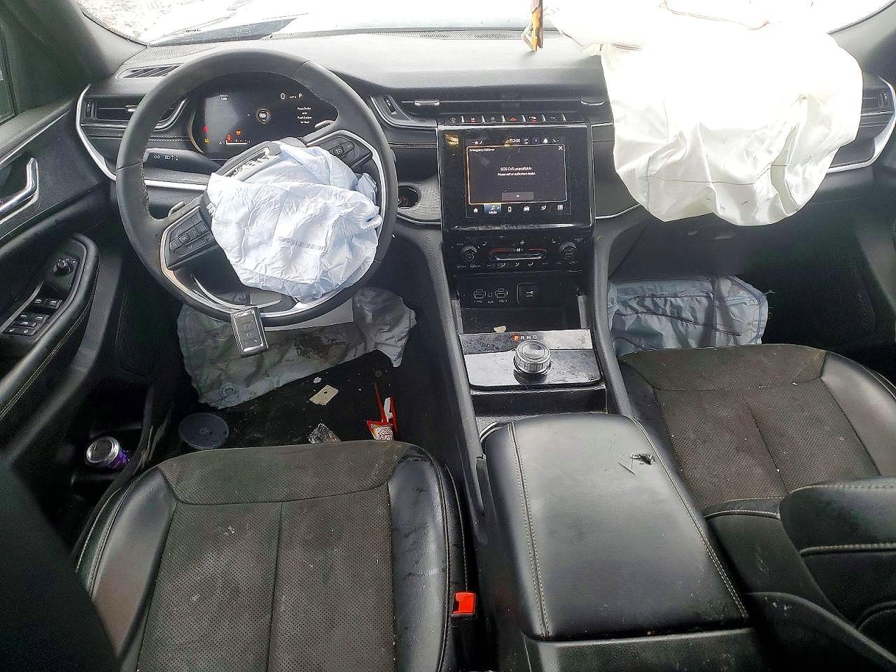 2024 JEEP GRAND CHEROKEE L LAREDO 4X4