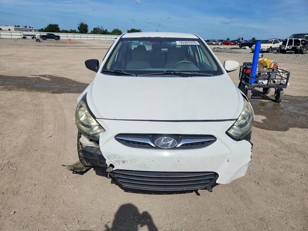 2013 HYUNDAI ACCENT GLS, GS