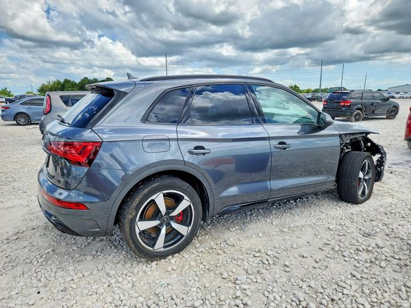 2024 AUDI Q5